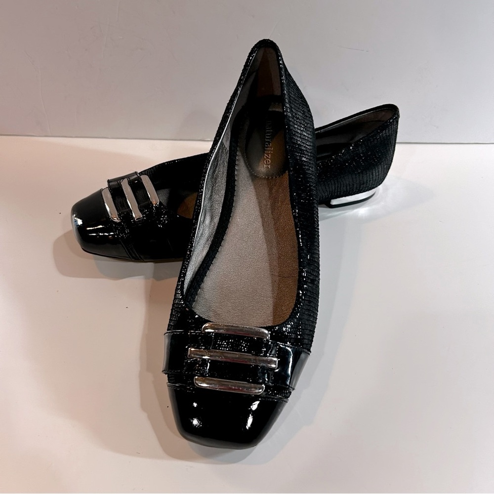 Naturalizer Delaney black leather ballet buckle flats slip on’s, loafers Size 9M